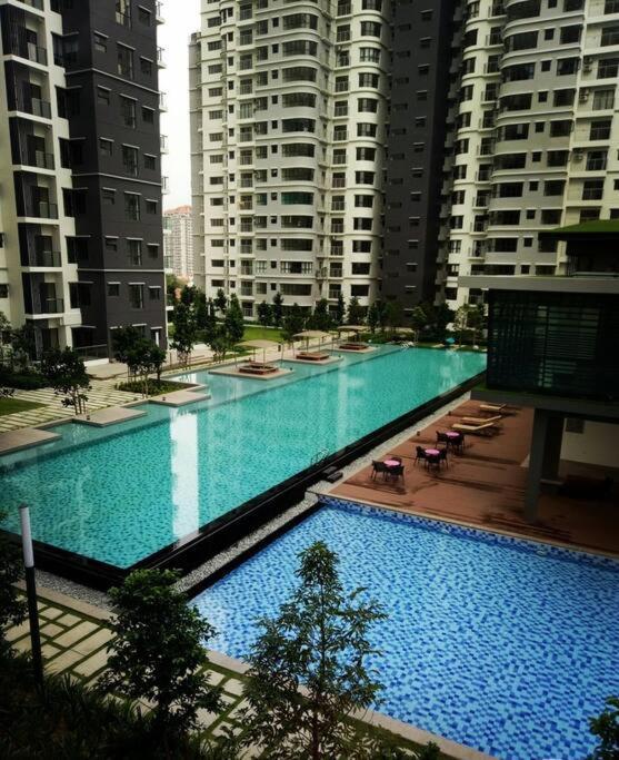 Apartment Comfort Living @ Ara Damansara